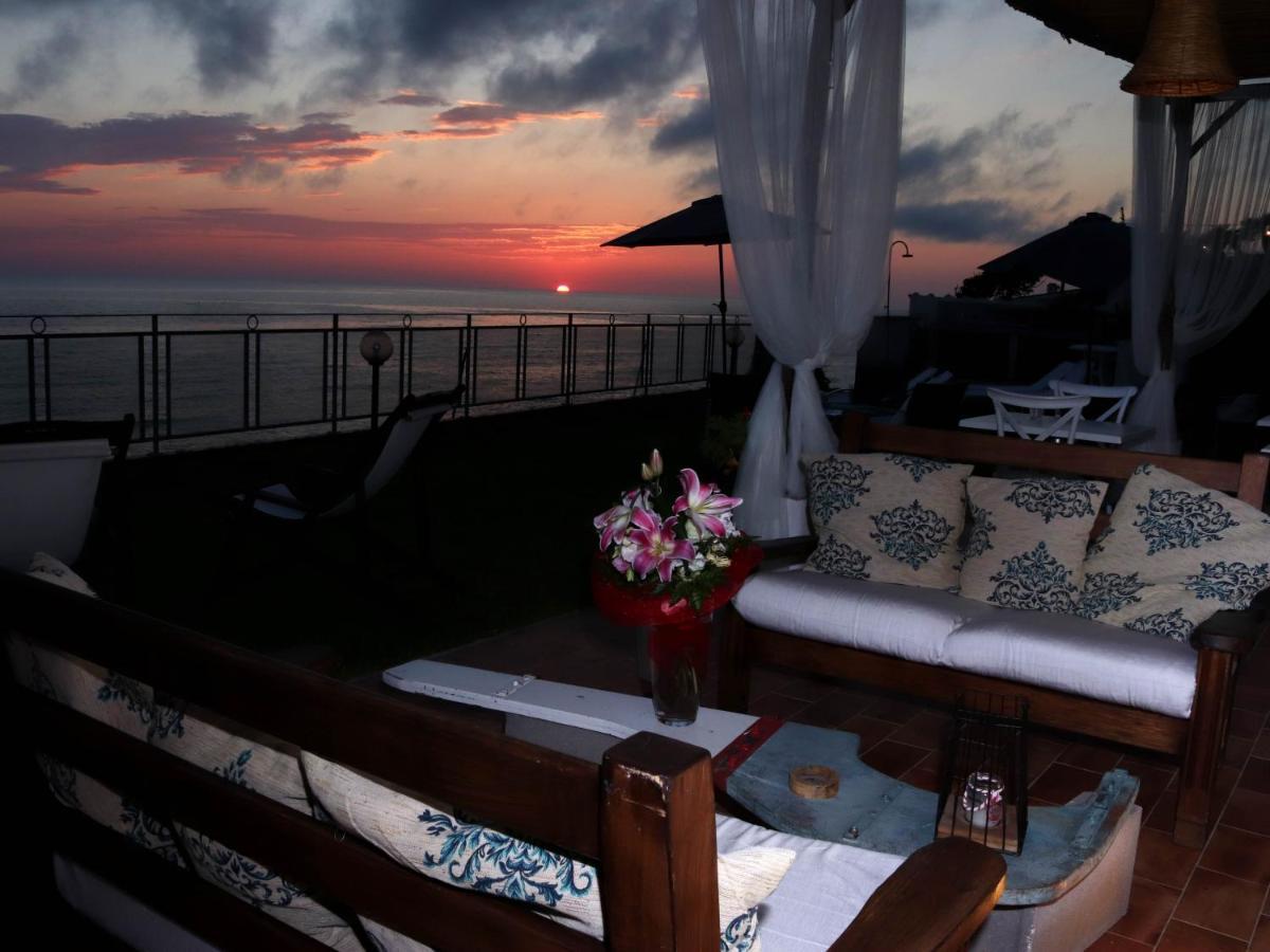 Sunset House Bed & Breakfast Anzio Bagian luar foto